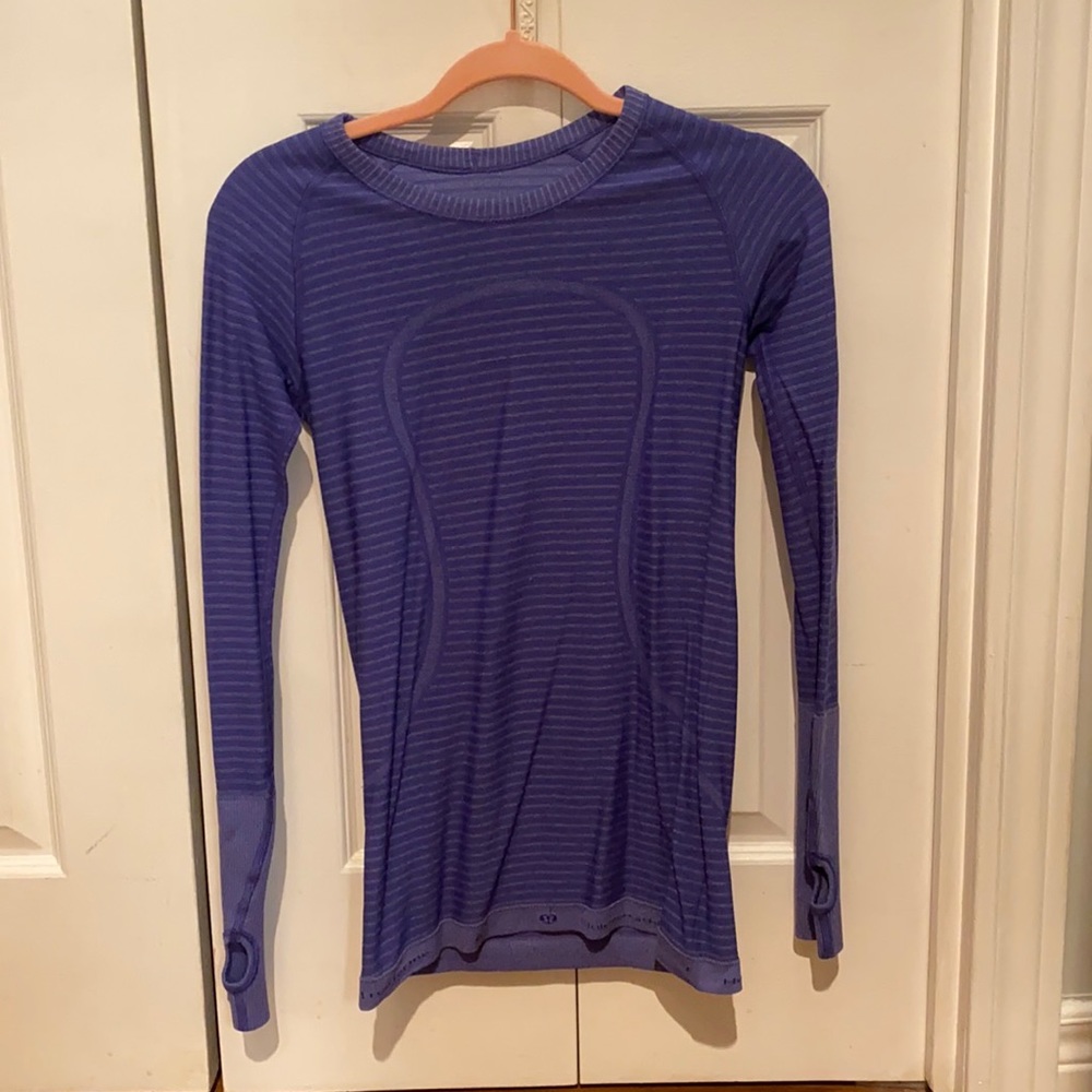 Lululemon running long sleeve